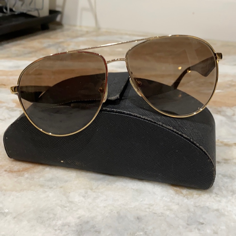 Authentic Prada Sunglasses 😎